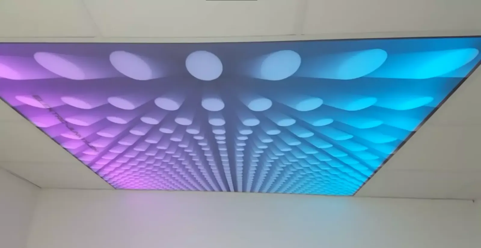3D натяжной потолок для офиса — Симферополь, Яблочкова, 23/4, фото 2
